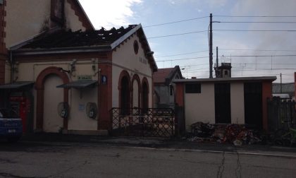 Brucia tetto alla stazione ferroviaria Forse un cortocircuito