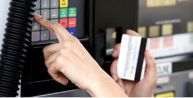 E-fattura carburanti rinviata al 2019