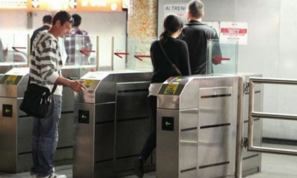 Metro si paga anche con bancomat e carta
