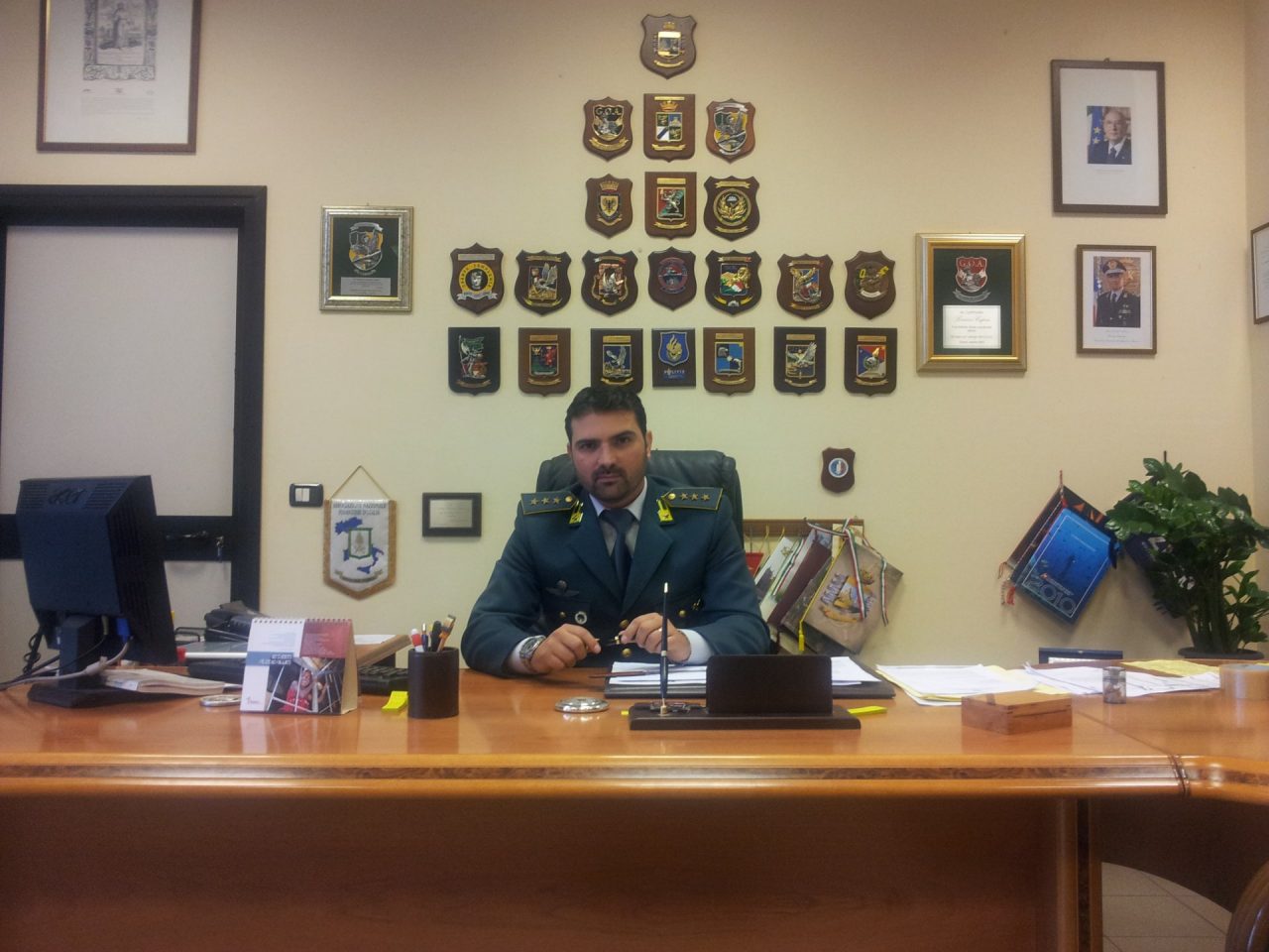 Guardia di Finanza, il saluto al Maggiore Lorenzo Capra