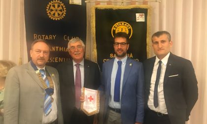 Rotary Club dona mille euro alla Croce Rossa
