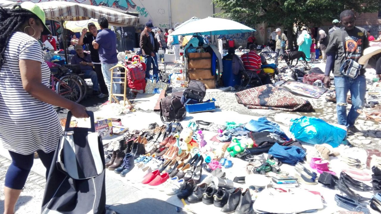 Merce nuova al mercato del libero scambio MULTE SALATE