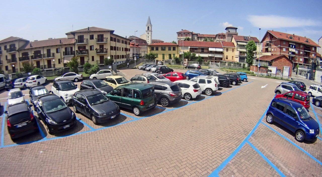 Parcheggi blu, prevista la sospensione del pagamento