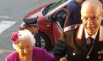 Nonna compie 100 anni e si fa accompagnare in Comune dai Carabinieri IL VIDEO