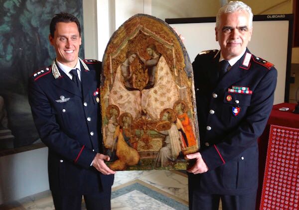 Bassorilievo rubato ritrovato nella casa di un collezionista