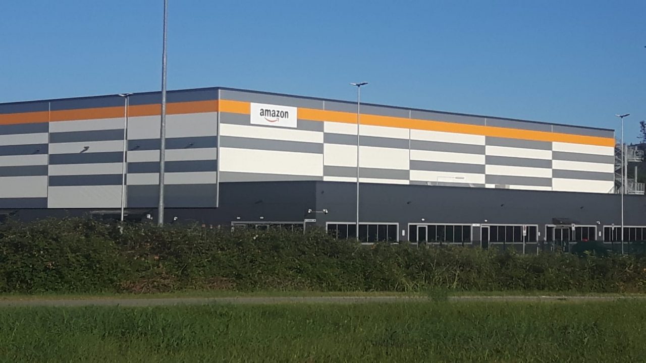Amazon apre entro la fine del mese