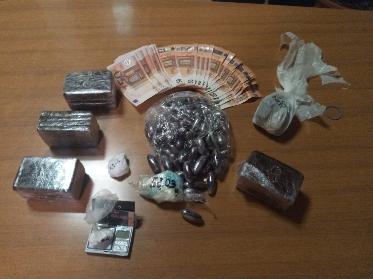 Scoperto market della droga, arrestato 51enne