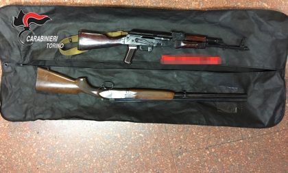 Kalashnikov e fucile pronti a sparare, il sequestro dei carabinieri