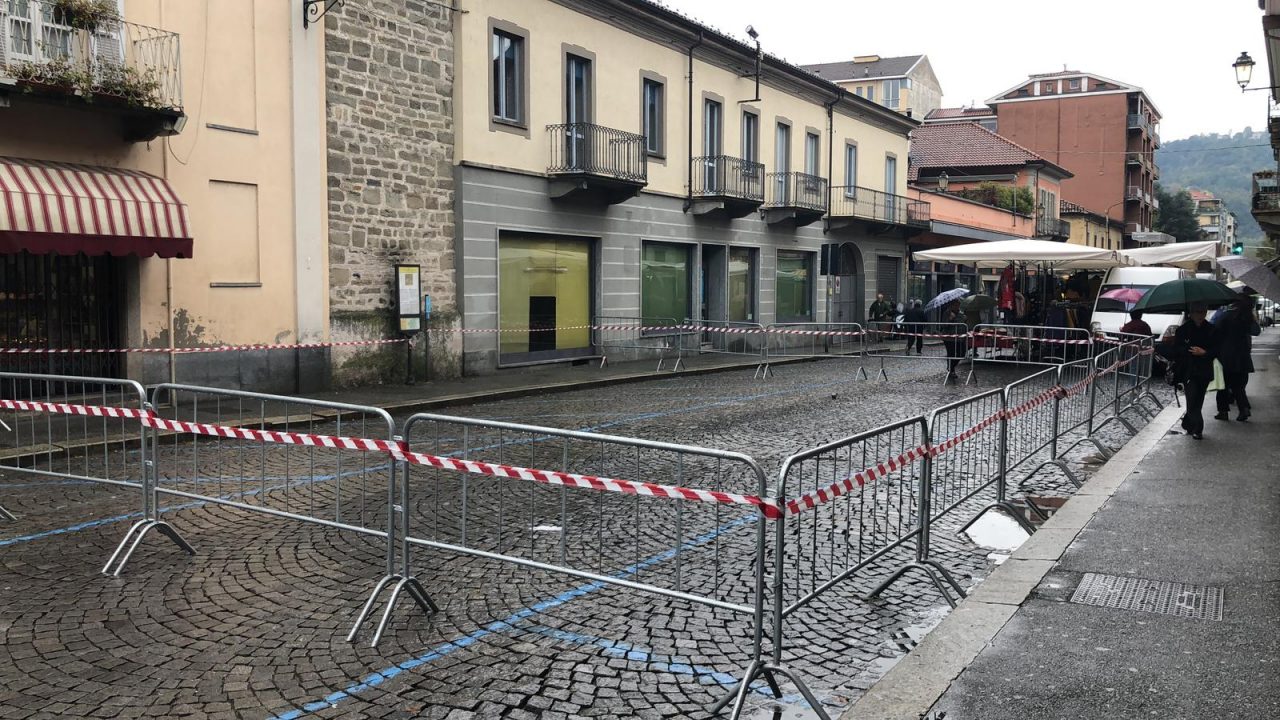 Il forte vento colpisce la Torre Ottagonale di Chivasso