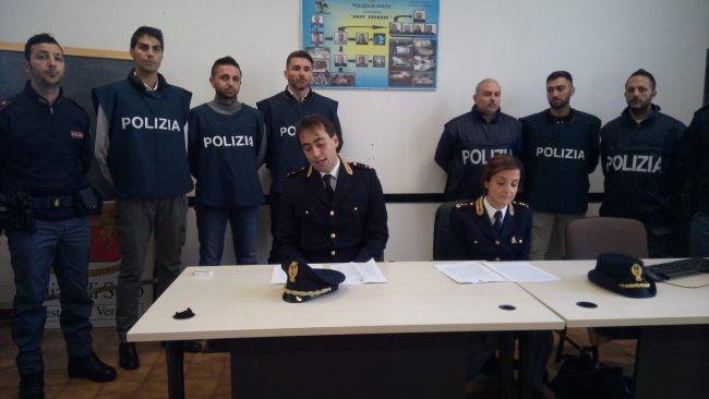 Blitz della polizia, sequestrati 7 chili di cocaina e 11 arresti