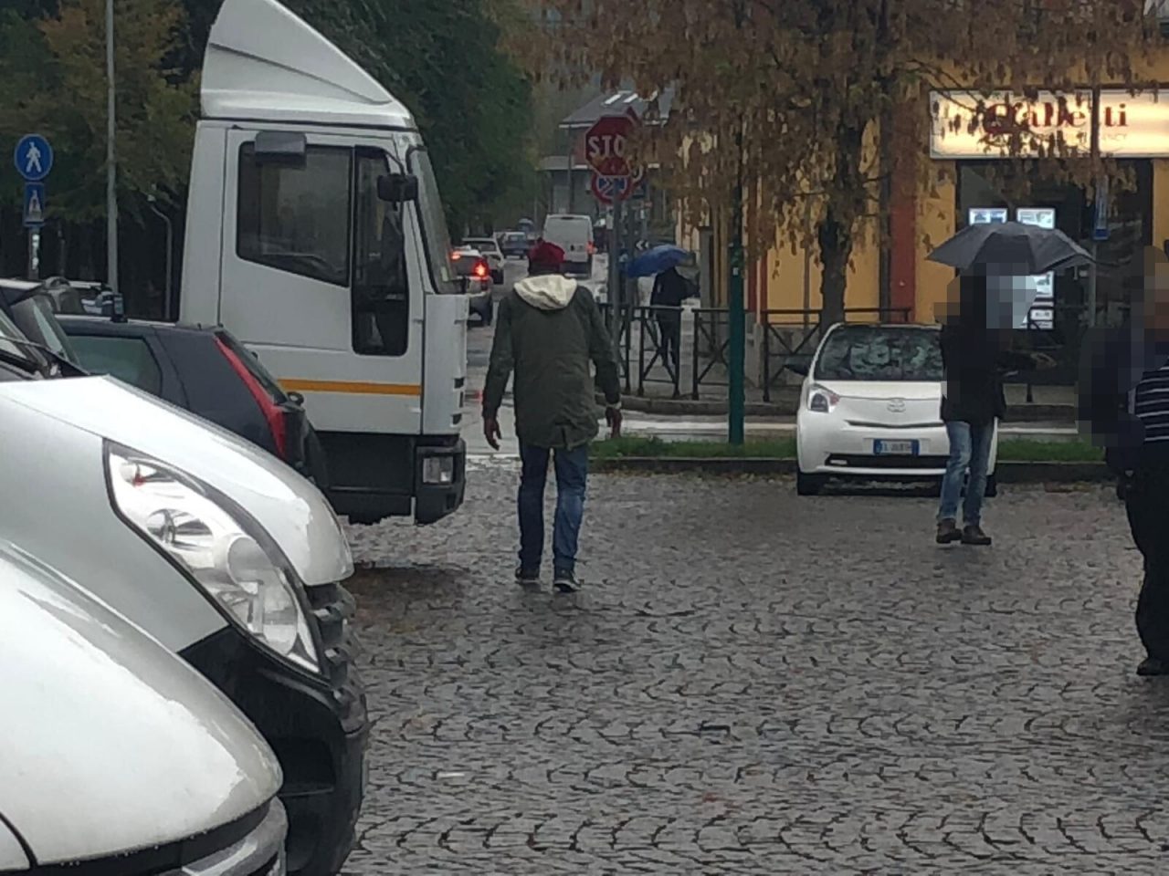 Il nuovo regolamento di Chivasso non ferma i parcheggiatori abusivi