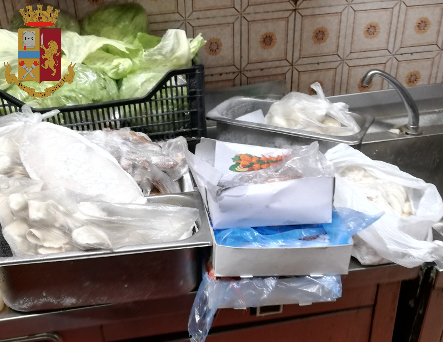 Cibi mal conservati e scarsa igiene: chiuso un ristorante cinese