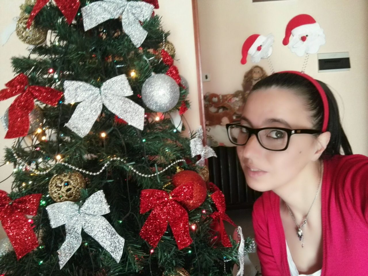 Mandateci i selfie davanti al presepe o all’albero di Natale