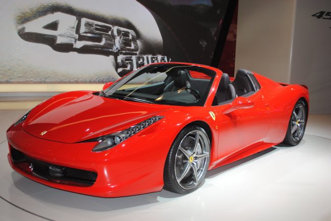 Ferrari richiama sei modelli: airbag difettosi