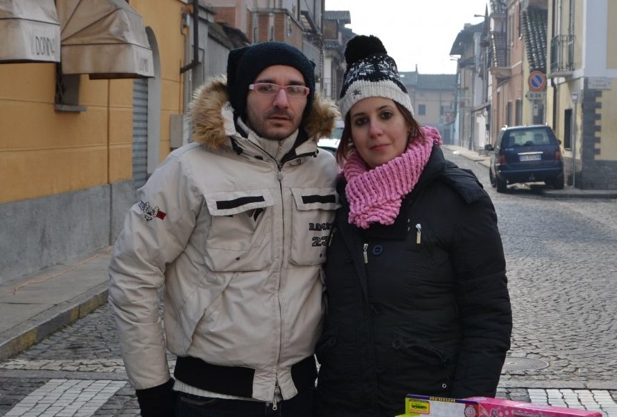 Bimba disabile umiliata al ristorante: “Basta giocare con il sonaglio”