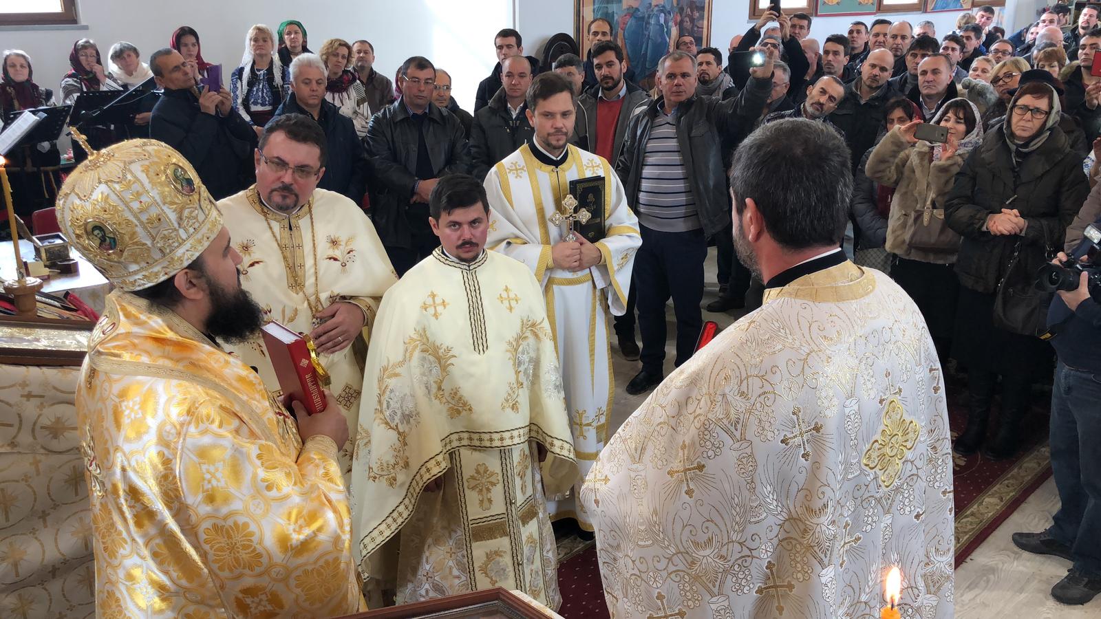 Festa Patronale, il Vescovo ortodosso, Atanasie de Bogdania regala le reliquie di Santa Lucia a Chivasso. La celebrazione oggi, domenica 2 dicembre.