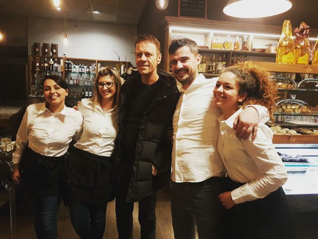Rocco Siffredi in ospedale per fare visita a un amico