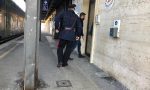 Minaccia il suicidio, allarme alla stazione di Chivasso