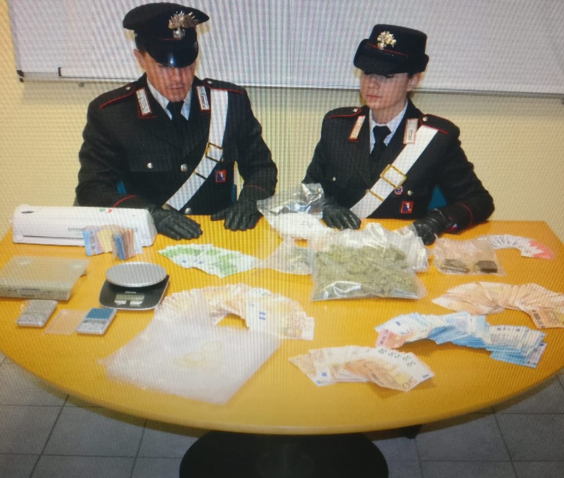 20mila euro in contanti e cocaina, castiglionese arrestato dai carabinieri
