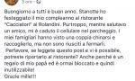 Perde il cellulare e vede una coppia raccoglierlo e portarlo via: "Ridatemelo, è un regalo di mio papà"