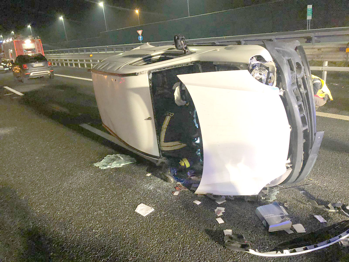 Incidente sulla A4: due vetture coinvolte
