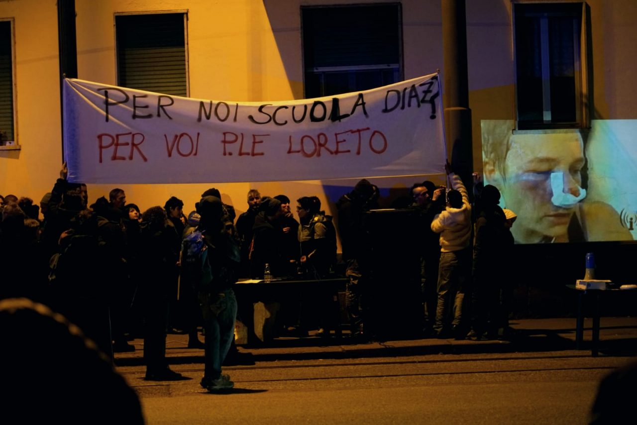 Gli anarchici di Torino manifestano contro la Lega FOTO E VIDEO