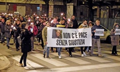 Fiaccolata per Maurizio Gugliotta, attesa domani la sentenza contro l'assassino del suk TUTTE LE FOTO