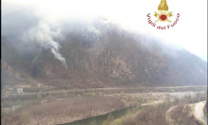 Incendi nelle aree valsesiane biellesi: ancora al lavoro i vigili del fuoco