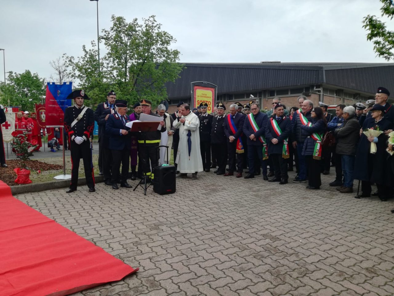 Settimo, inaugurato il monumento ai Carabinieri LE FOTO