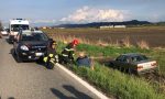 Spettacolare incidente: anziano esce fuori strada, ma è illeso