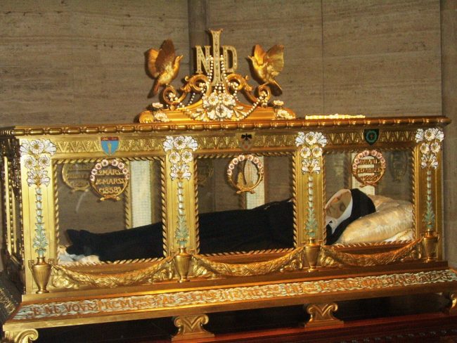 Reliquie Bernadette a Vercelli: il video della fiaccolata