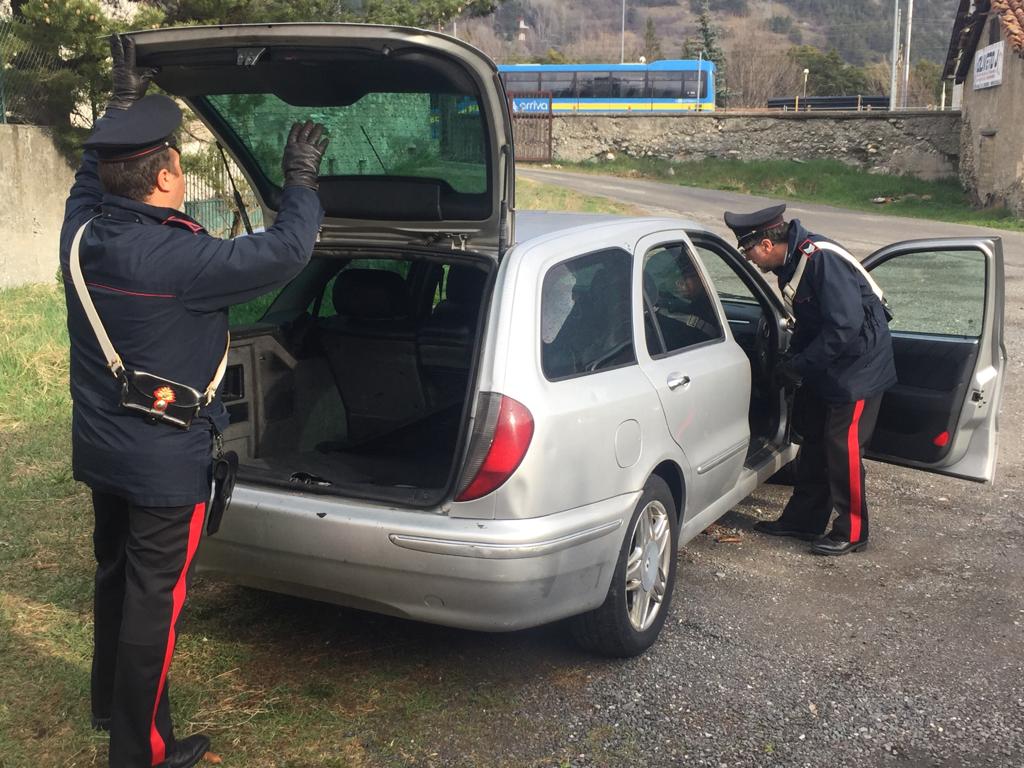 Passeur arrestato: trasportava 7 clandestini
