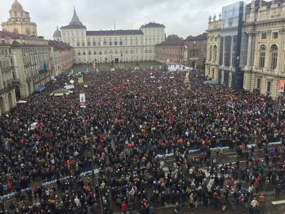 Corteo Sì Tav oggi a Torino