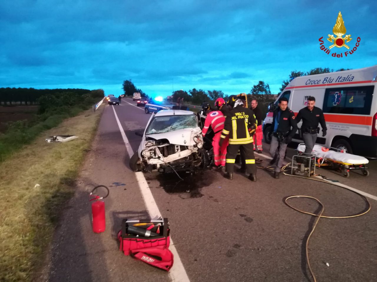Frontale tra due auto, un ferito grave LE FOTO