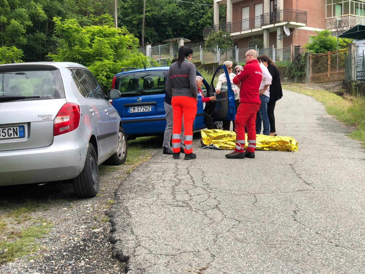 Muore soffocato dal cibo mentre va a votare. E' accaduto intorno alle 12,30 di oggi, domenica 26 maggio a Brusasco. La vittima è un residente in paese di 84 anni.