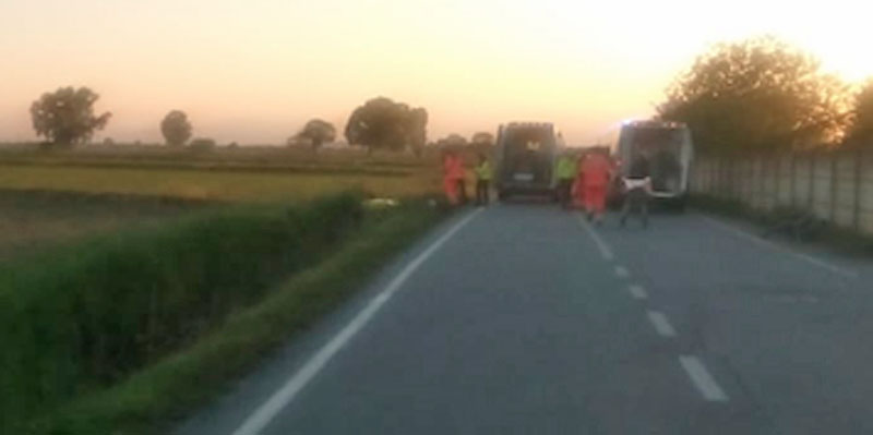 Schianto sulla strada: identificata la vittima