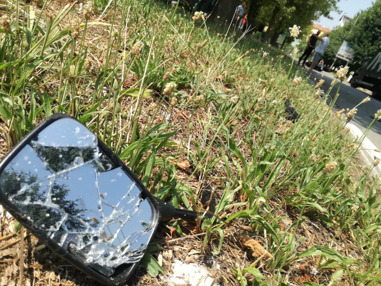 Incidente furgone contro moto in corso Piemonte a Settimo