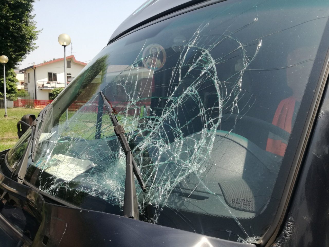 Incidente furgone contro moto in corso Piemonte a Settimo