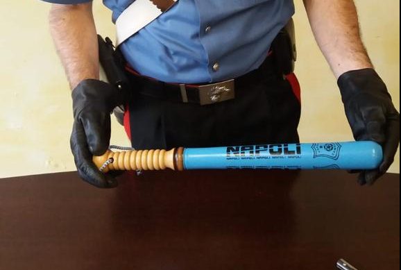 Rapinato e picchiato con una spranga di ferro per 2 euro