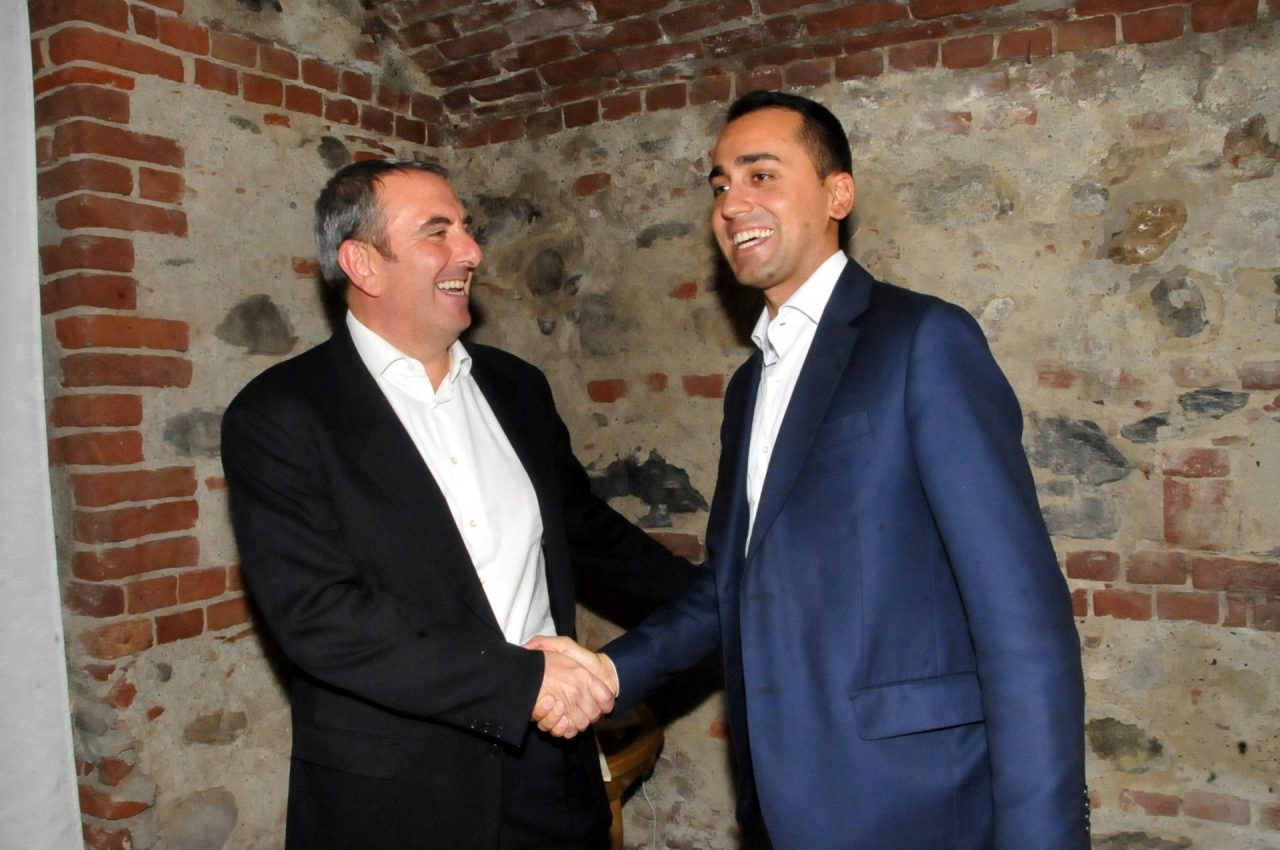 Il vicepremier Di Maio ringrazia il sindaco dimissionario Falcone