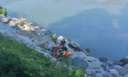 Ragazzi travolti dall'acqua mentre giocano nella diga di San Mauro