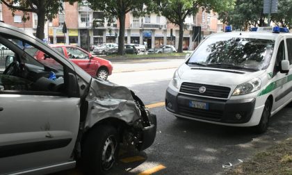 Schianto tra moto e Scudo: due motociclisti in ospedale