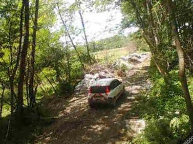 Discarica abusiva a Settimo, beccato un Rom