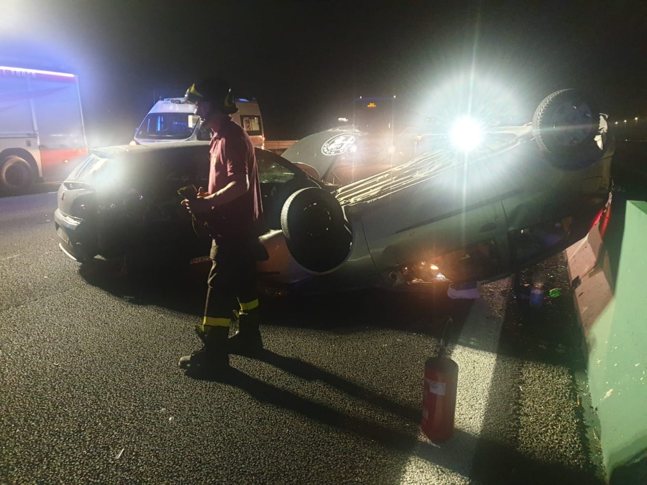 Incidente sull’A4, caccia al pirata sul SUV – LE FOTO