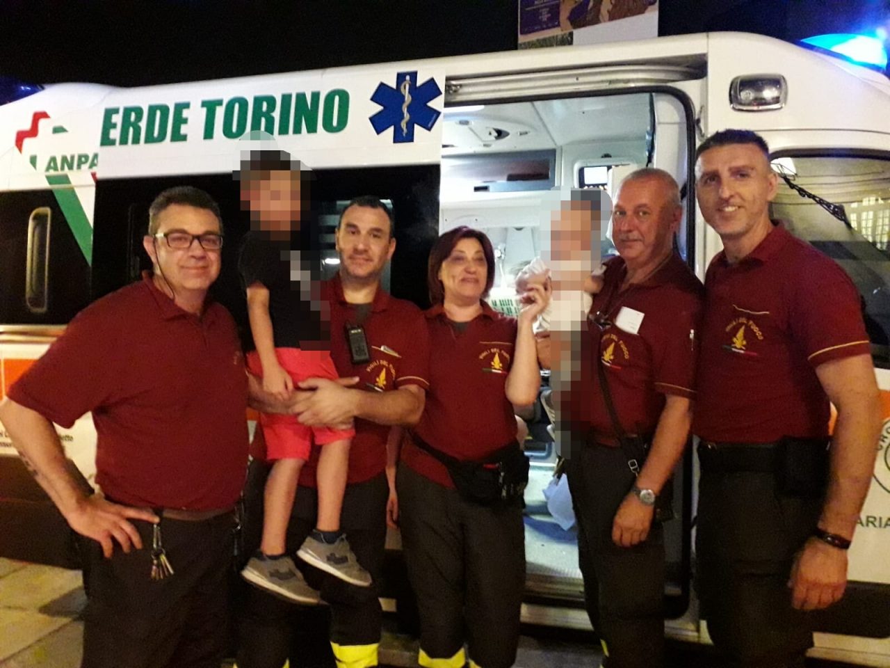 Reggia di Venaria, bambino incastrato tra le grate