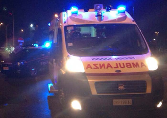 Suicidio in tangenziale, ragazzo si getta dal cavalcavia poi viene investito
