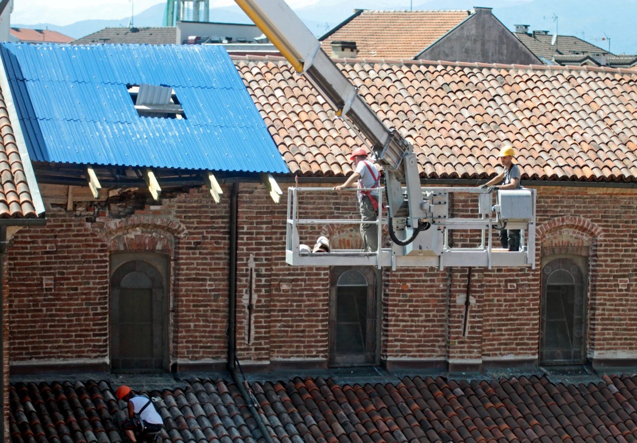Crollo tetto San Pietro in Vincoli