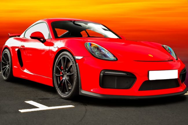 Porsche richiama Spyder, Cayman e 911: difetto incredibile