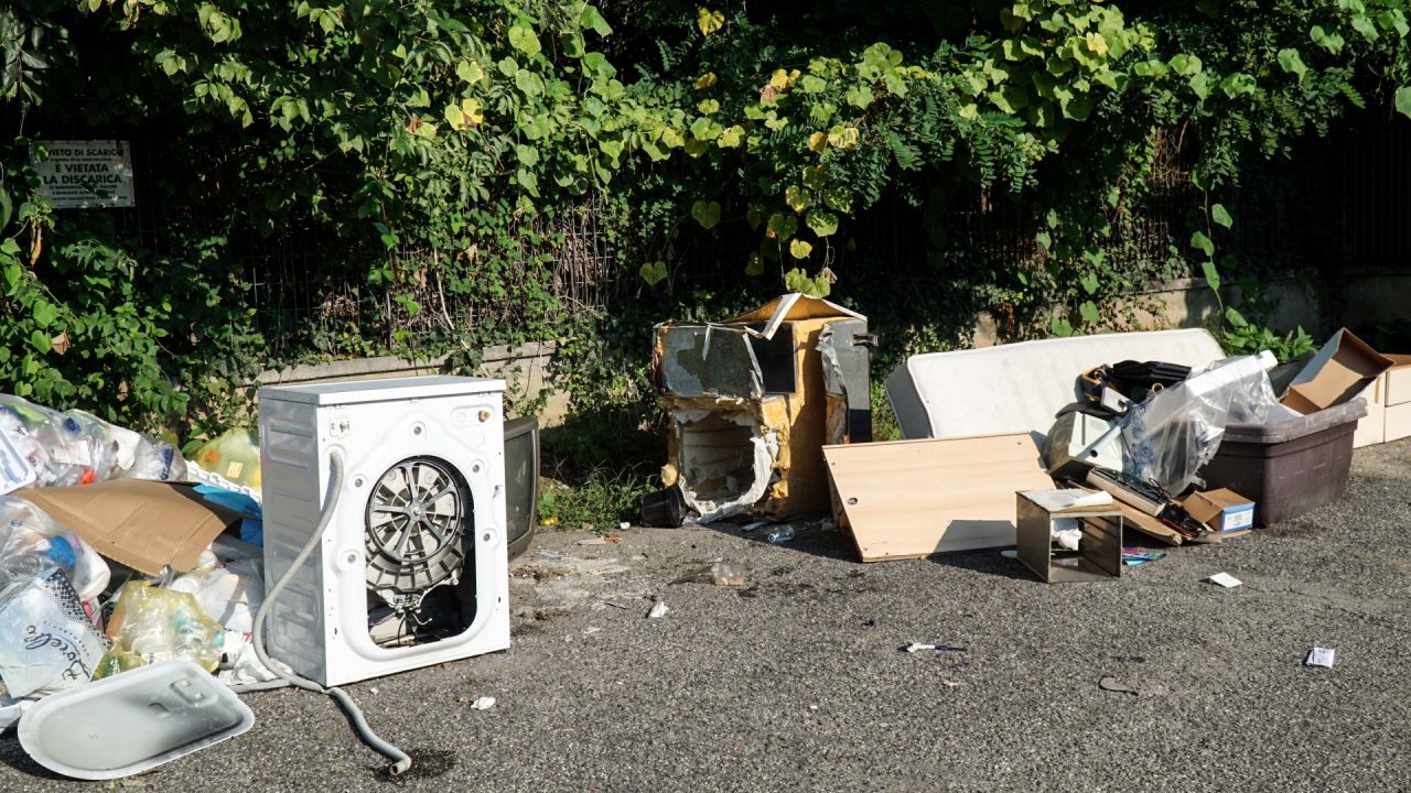 Discariche abusive: individuato un uomo dalle telecamere