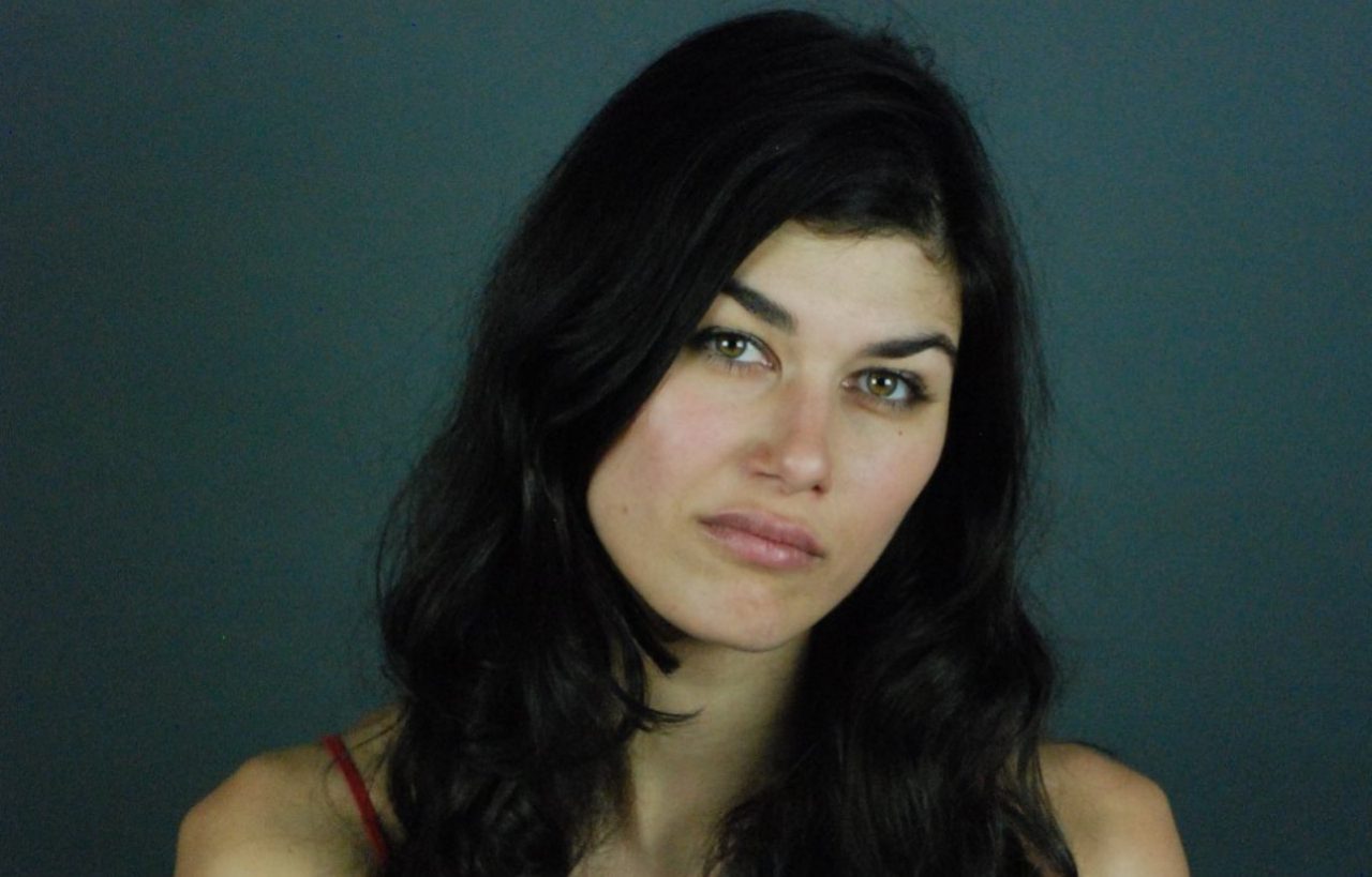 L’attrice Gloria Cuminetti aggredita in città